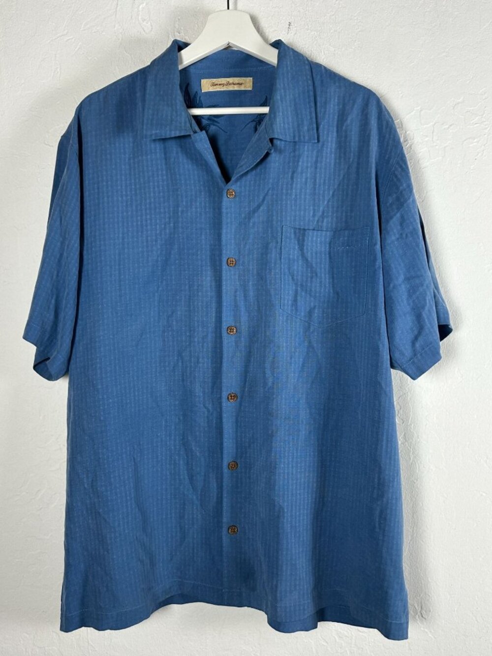 Tommy Bahama Blue Silk Short Sleeve Button-Up Camp Shirt Large Striped Casual